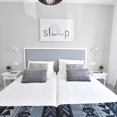 Holyhome 203 * Costa Teguise