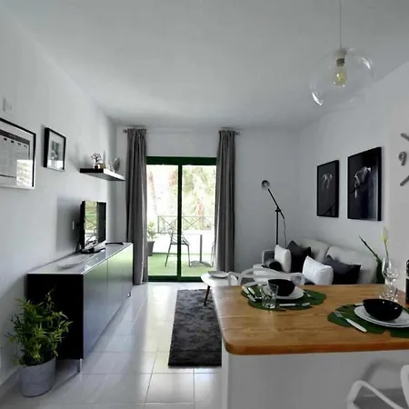 Appartement Holyhome 203 *